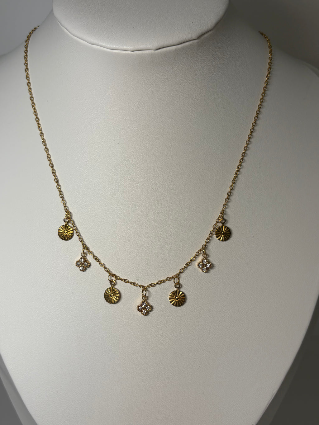 Collier Liora
