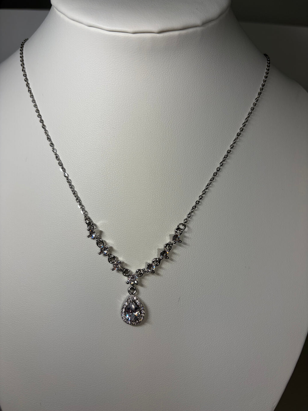 Collier Isia