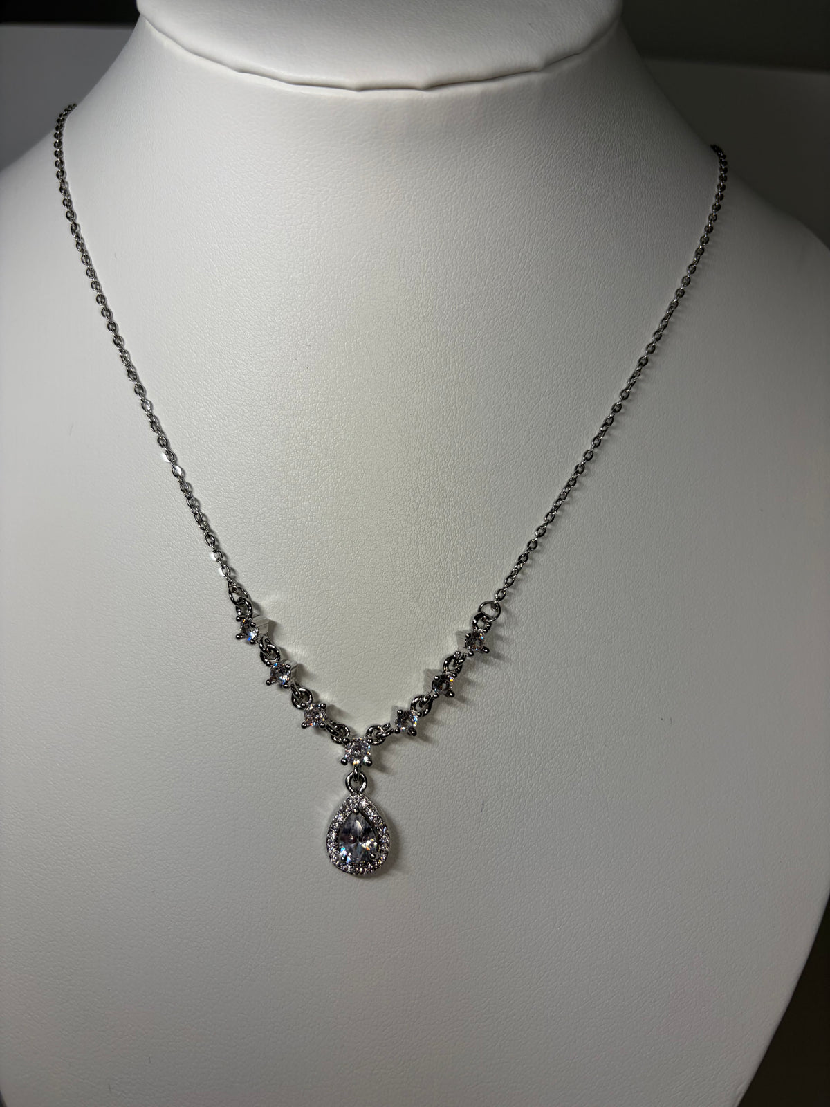 Collier Isia