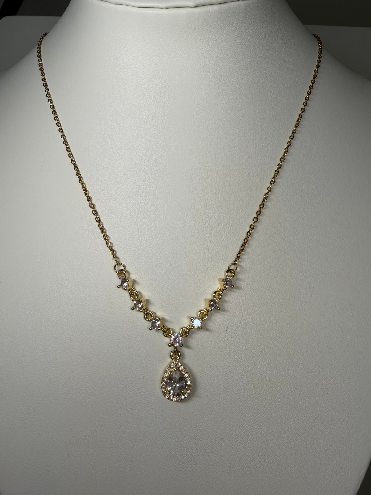 Collier Isia
