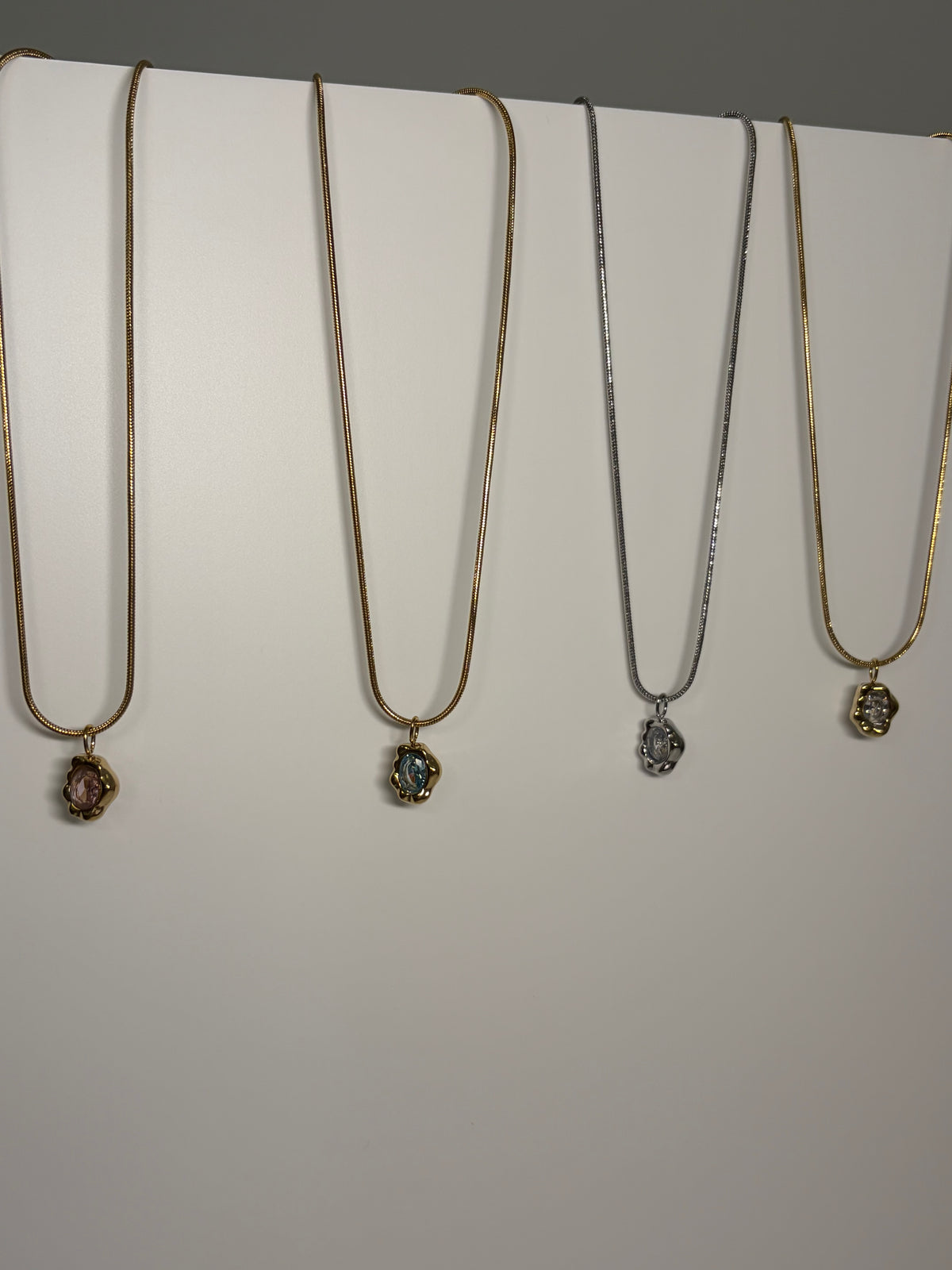 Collier Isalia