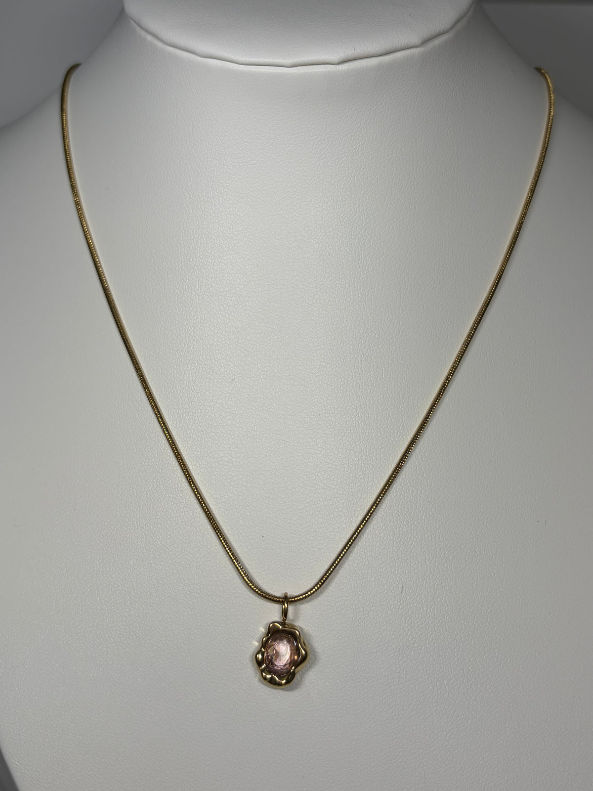Collier Isalia